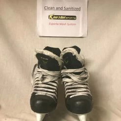 Used Bauer Vapor APX2 Size 4 D Ice Hockey Skates