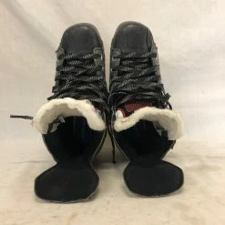Used Bauer X600 Ice Hockey Size 3.5 D Skates