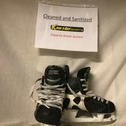 Used CCM Tacks 557 Size 2 D Ice Hockey Skates