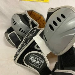 Lacrosse New And Used Used Warrior Vapor Black Silver Size Yth M Lacrosse Shoulder Pads