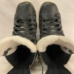 Used Bauer Supreme 160 Size 1 D Ice Hockey Skates