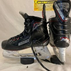 Used Bauer X600 Size 5 D Ice Hockey Skates