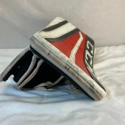 Used CCM Extreme Flex II 860 Size Sr Reg (Rt Hand) Ice Hockey Goalie Blocker