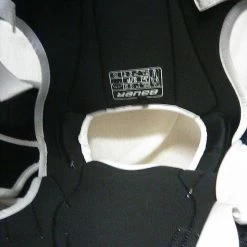 Used Bauer Nexus 400 Size Jr S Ice Hockey Shoulder Pads Ice Hockey Protective 7 Used Bauer Nexus 400 Size Jr S Ice Hockey Shoulder Pads Ice Hockey Protective