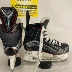 Used Bauer Vapor X500 Size 3 D Ice Hockey Skates