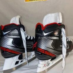 New Bauer Vapor X2.7 Size Yth 13.5 D Ice Hockey Goalie Skates