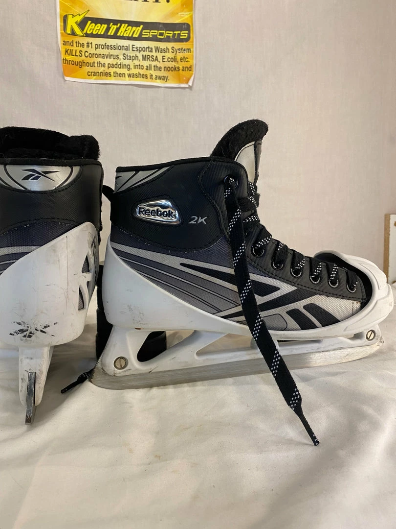 Used Reebok 2K Size 5.5 D Ice Hockey Goalie Skates Senior Hockey Skates 7 Used Reebok 2K Size 5.5 D Ice Hockey Goalie Skates Senior Hockey Skates
