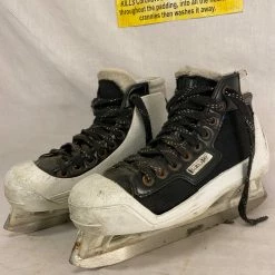 Used Bauer WHT BLK Size 4.5 D Ice Hockey Goalie Skates