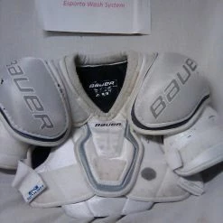 Ice Hockey Protective Used Bauer Nexus 600 Size Jr M Ice Hockey Shoulder Pads