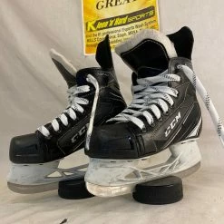 Used CCM Tacks 9040 Size Yth 13 D Ice Hockey Skates