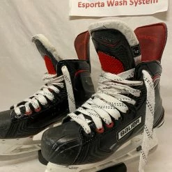 Used Bauer Vapor X800 Size 4 D Ice Hockey Skates