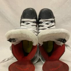 Used Bauer Vapor X800 Size 4 D Ice Hockey Skates