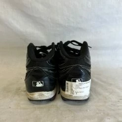 Used Under Armour Size 7 Black-White Baseball Cleats
