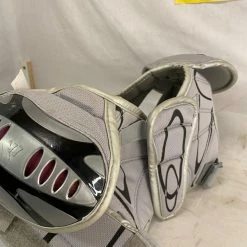 Lacrosse New And Used Used Warrior Adrenaline 6.0 Gray Size Youth Small Lacrosse Shoulder Pads