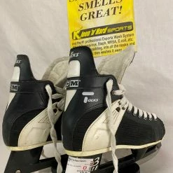 Used CCM Tacks 152 Size 4 D Ice Hockey Skates