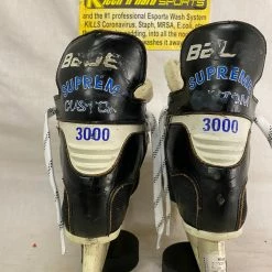 Used Bauer Supreme 3000 Size 1 D Ice Hockey Skates