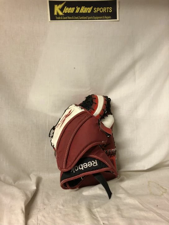 Reebok Used Reg (Lt Hand) Revoke 9000 Sr Wh-Red-Blk Ice Hockey Goalie Catcher 4 Reebok Used Reg (Lt Hand) Revoke 9000 Sr Wh-Red-Blk Ice Hockey Goalie Catcher