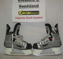 Used Bauer Vapor XII Size 1 D Ice Hockey Skates