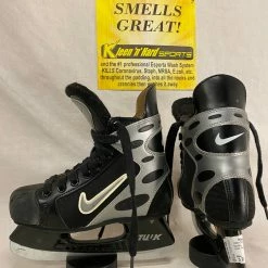 Used Nike Black Silver Size 3 D Ice Hockey Skates