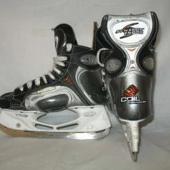 Used Easton Synergy 1500 Size 3 R Ice Hockey Skates
