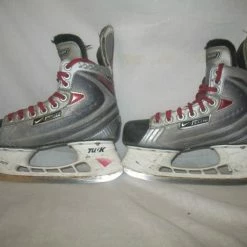 Used Bauer Vapor XXXX Size 3 D Ice Hockey Skates 9 Used Bauer Vapor XXXX Size 3 D Ice Hockey Skates