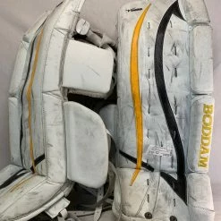 Ice Hockey Goalie Leg Pads Used Boddam Vanquish Size 33" Ice Hockey Wht-Blk-Gld Goalie Leg Pads