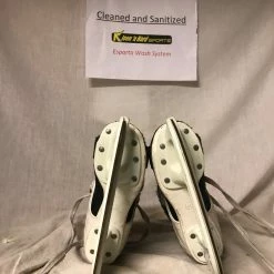 Used CCM 152 Tacks Size Yth 12 Ice Hockey Skates