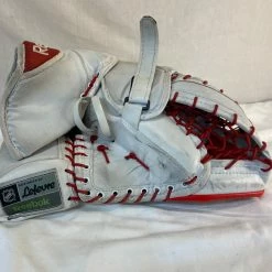 Used Reebok Revoke 9000 Reg (Lt Hand) Sz Sr White/Red Ice Hockey Goalie Catcher