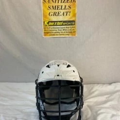 Used Cascade CLH2 Size XXS White Lacrosse Mens Helmet