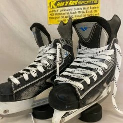 Used CCM Vector 06 Size 3 D Ice Hockey Skates