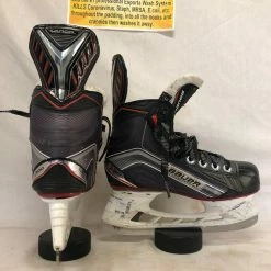 Used Bauer X600 Ice Hockey Size 3.5 D Skates