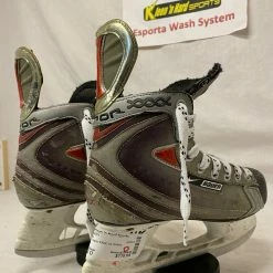 Used Nike Bauer Vapor XXXX Size 2.5 D Ice Hockey Skates