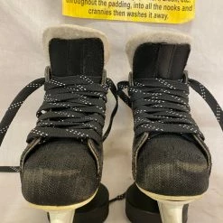 Used Bauer Challenger Size Yth 10 Ice Hockey Skates