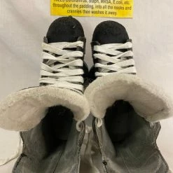 Used CCM Tacks 152 Size 4 D Ice Hockey Skates