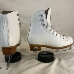 Used Riedell White Stride Size Yth 12.5 W Figure Skating Figure Skates
