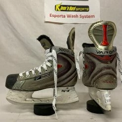 Used Nike Bauer Vapor XXXX Size 2.5 D Ice Hockey Skates