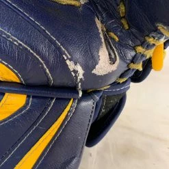 Used Reebok Premier II Pro Reg (Lt Hand) Sz Sr Ice Hockey Goalie Catcher 10 Used Reebok Premier II Pro Reg (Lt Hand) Sz Sr Ice Hockey Goalie Catcher