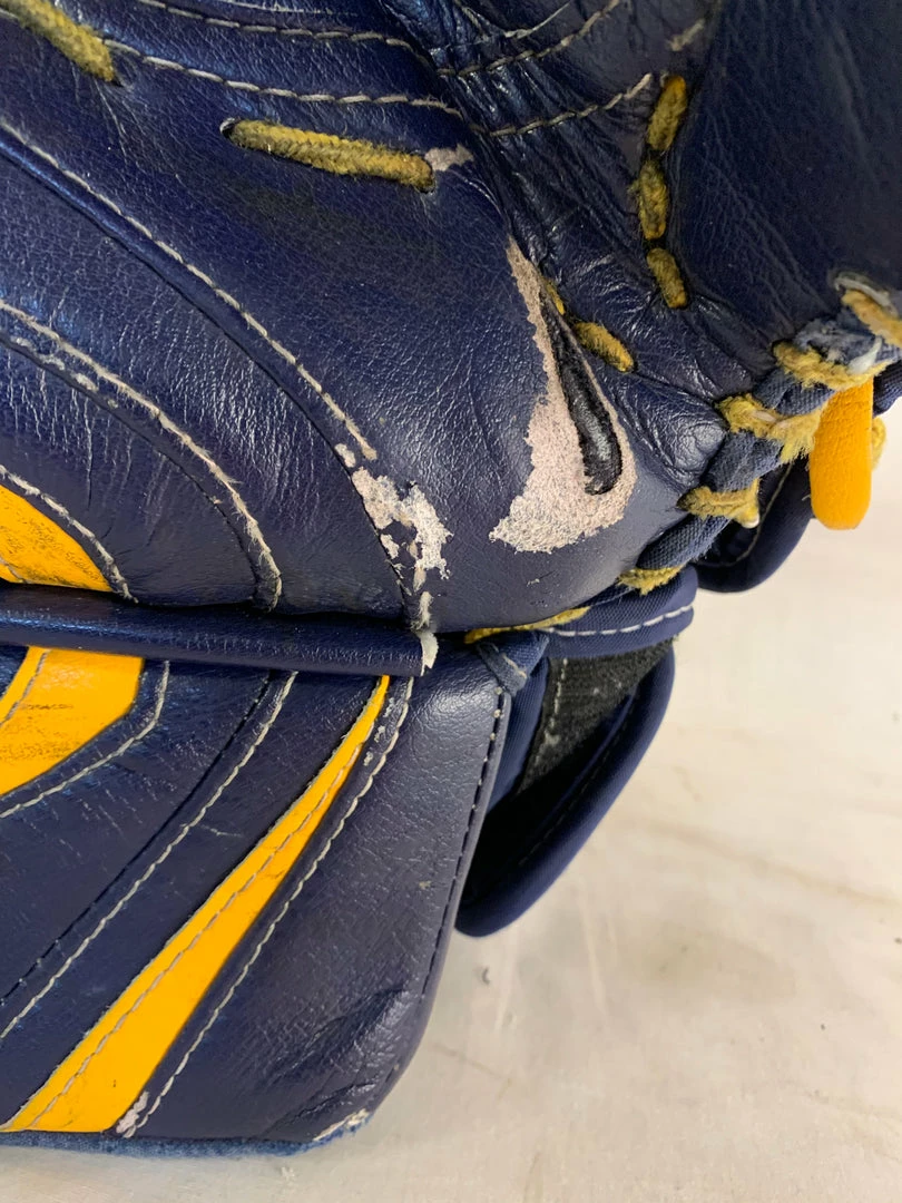 Used Reebok Premier II Pro Reg (Lt Hand) Sz Sr Ice Hockey Goalie Catcher 6 Used Reebok Premier II Pro Reg (Lt Hand) Sz Sr Ice Hockey Goalie Catcher