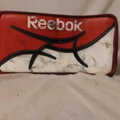 Used Reebok 9000 Size Sr Reg (Rt Hand) White-Red-Black Ice Hockey Goalie Blocker