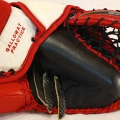 Used Vaughn Ventus LT68 Reg (Lt Hand) Sz Sr Red/Black/White Goalie Catcher Ice Hockey Goalie Catchers And Blockers