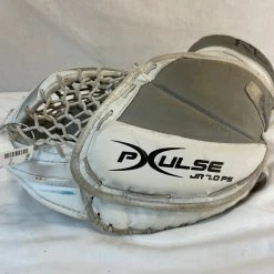 Used RBK XPulse 7.0 PS Reg (Lt Hand) Sz Jr White/gray Ice Hockey Goalie Catcher