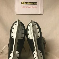 Used Bauer Vapor APX2 Size 4 D Ice Hockey Skates