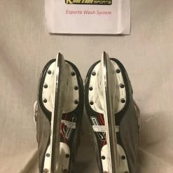Used Bauer Vapor XXXX Size 4 D Ice Hockey Skates