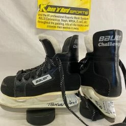 Used Bauer Challenger Size Yth 10 Ice Hockey Skates