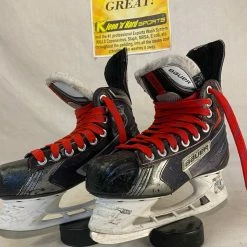 Used Bauer Vapor X70 Size 2.5 D Ice Hockey Skates