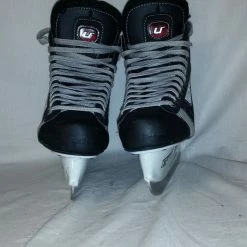 Used CCM U+ 04 Size 8 D Ice Hockey Skates