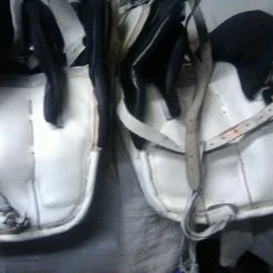 Used Bauer Supreme 100 Size 36