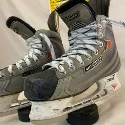 Used Nike Bauer Vapor XXXX Size 3.5 Ice Hockey Skates