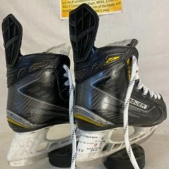 Used Bauer Supreme 190 Size Yth 13.5 D Ice Hockey Skates