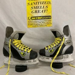 Used Graf Supra S3.1 Size 2.5 D Ice Hockey Skates